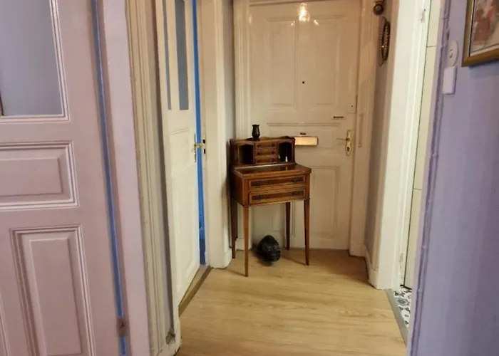 Very Accessible, Cozy And Old Abode But Gold In The Heart Of The